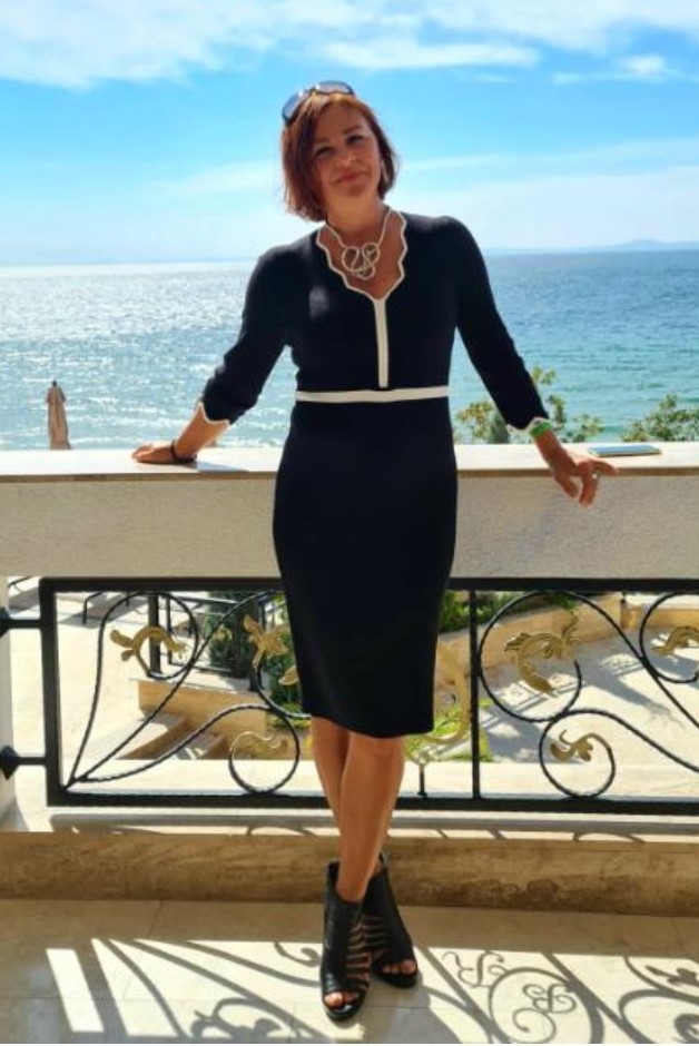 Lena Dergach Über LeSar Immobilien Bulgarien