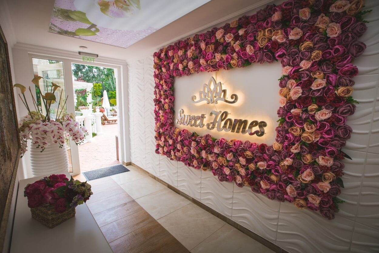 sweet-homes-6-eingang-sonnenstrand-lesar-immobilien-bulgarien
